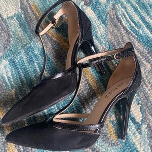 Black Guess Suede and Patent Leather Heels